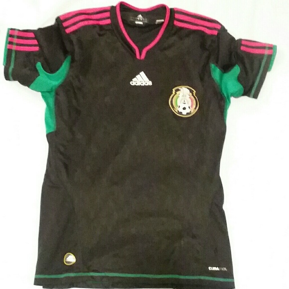 black mexico soccer jersey